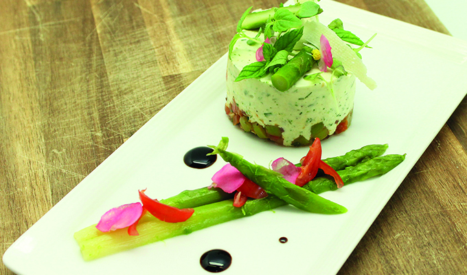 actu_0018_charlotte_asperge_oeuf_cuit_basse_temperature_simple.jpg