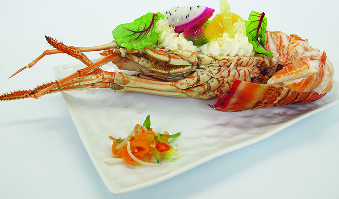actu_0038_demi-langouste.jpg