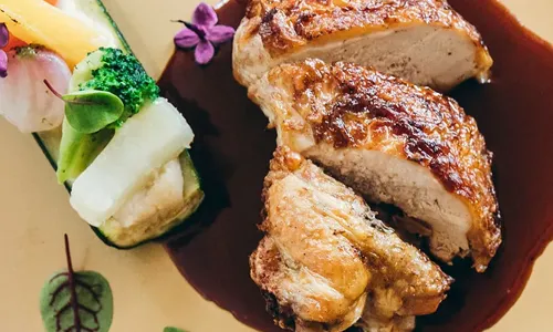 repas servis plats à la carte volaille