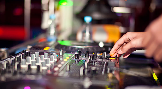 ANIMATION & MUSIQUE
