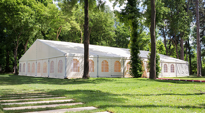 TENTES & CHAPITEAUX
